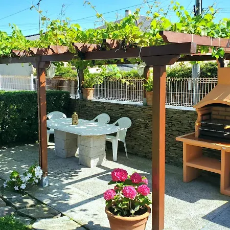 Turisticos Rosa Apartment Ribadeo